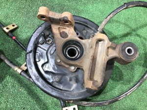 Ступицы задние барабан SUBARU FORESTER OEM 28411AA000, 28411AA010, 28016FC000, 26740FA000 SF5 1998 EJ202 MT