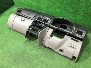 Торпедо свап SUBARU FORESTER OEM 66120FC521OE, 66040FC000OE, 66062FC520OE SF5 1998 silver 792