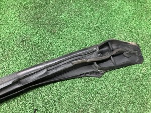 Уплотнитель дверей левый SUBARU FORESTER OEM 62710FC010 SF5 1998 silver 792