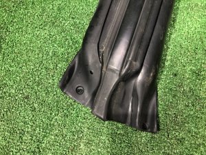 Уплотнитель дверей правый SUBARU FORESTER OEM 62710FC000 SF5 1998 silver 792