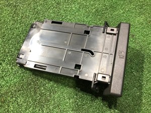 Подстаканник SUBARU FORESTER OEM 66150FC000OE SF5 1998 silver 792