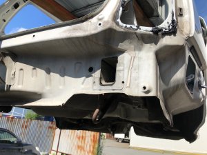 Задняя часть REAR CUT SUBARU FORESTER OEM 51402FC042, 51402FC052 1999