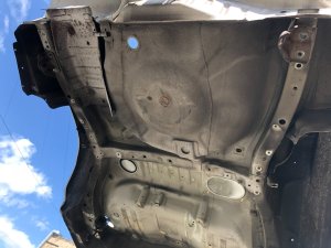 Задняя часть REAR CUT SUBARU FORESTER OEM 51402FC042, 51402FC052 1999
