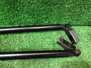 Амортизаторы крышки багажника SUBARU FORESTER OEM 60315FC200, 60315FC210 SF9, SF5 1998 White 51E