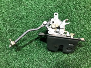 Замок пятой двери SUBARU FORESTER OEM 60311FC000 SF9, SF5 1998 White 51E