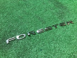 Эмблема SUBARU FORESTER OEM 93080FC020 SF9, SF5 1998 White 51E