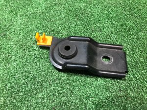 Держатель палки капота 2 части 57255AA000, 57255FA020 SUBARU FORESTER