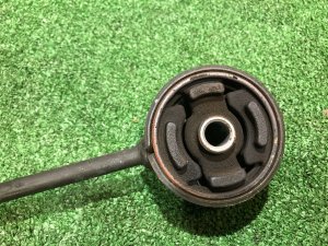 Подушка акпп SUBARU FORESTER OEM 41040AC000 SF9 1999 EJ254 AT