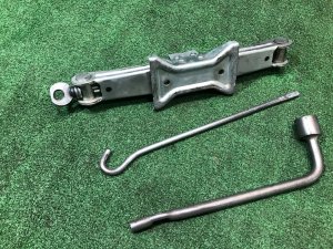 Домкрат SUBARU LEGACY OEM 97030FC110 BP5 2004