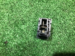 Кнопка hold SUBARU FORESTER OEM 83243FA040 SF9 1999 EJ254 AT
